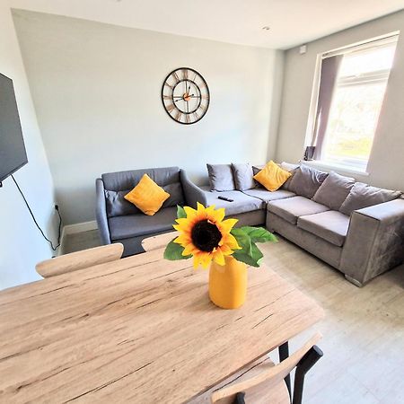 Central Reading Modern 3Br Flat - Walk To Station And High Street Exterior photo